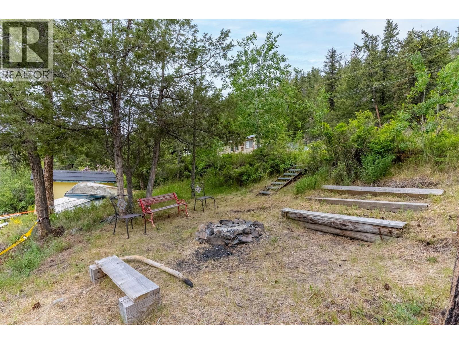 2526 Loon Lake Road, Loon Lake