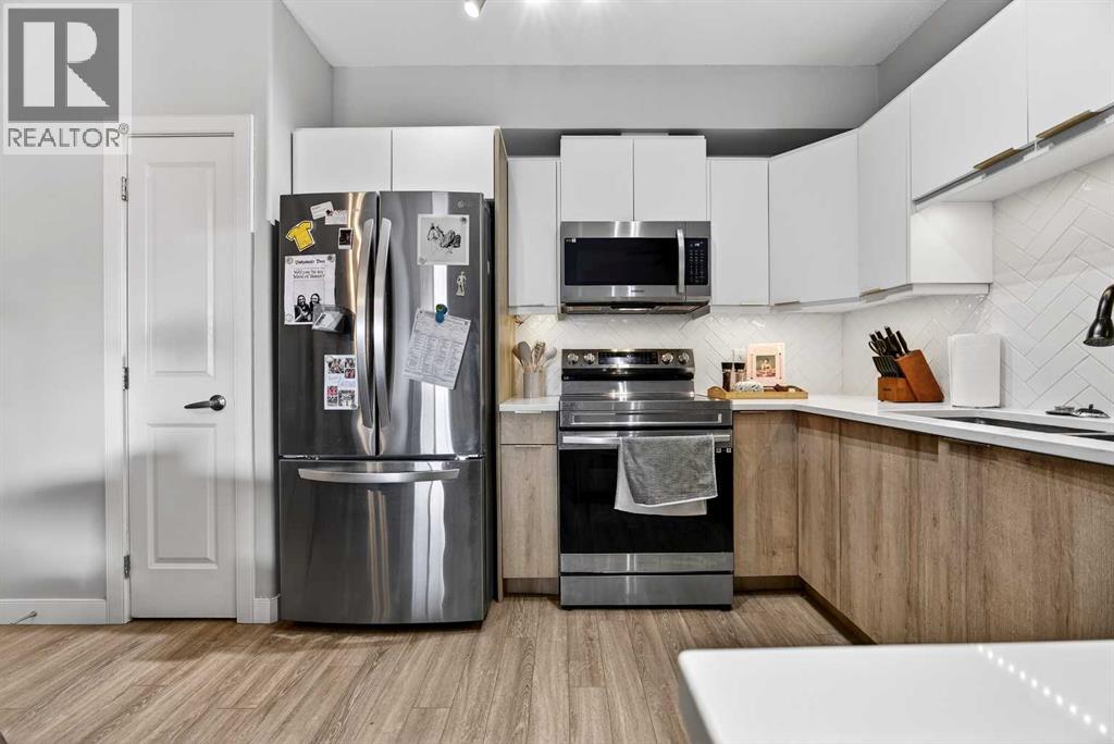 Single Family House for Sale in   A Street SW Bankview Calgary 