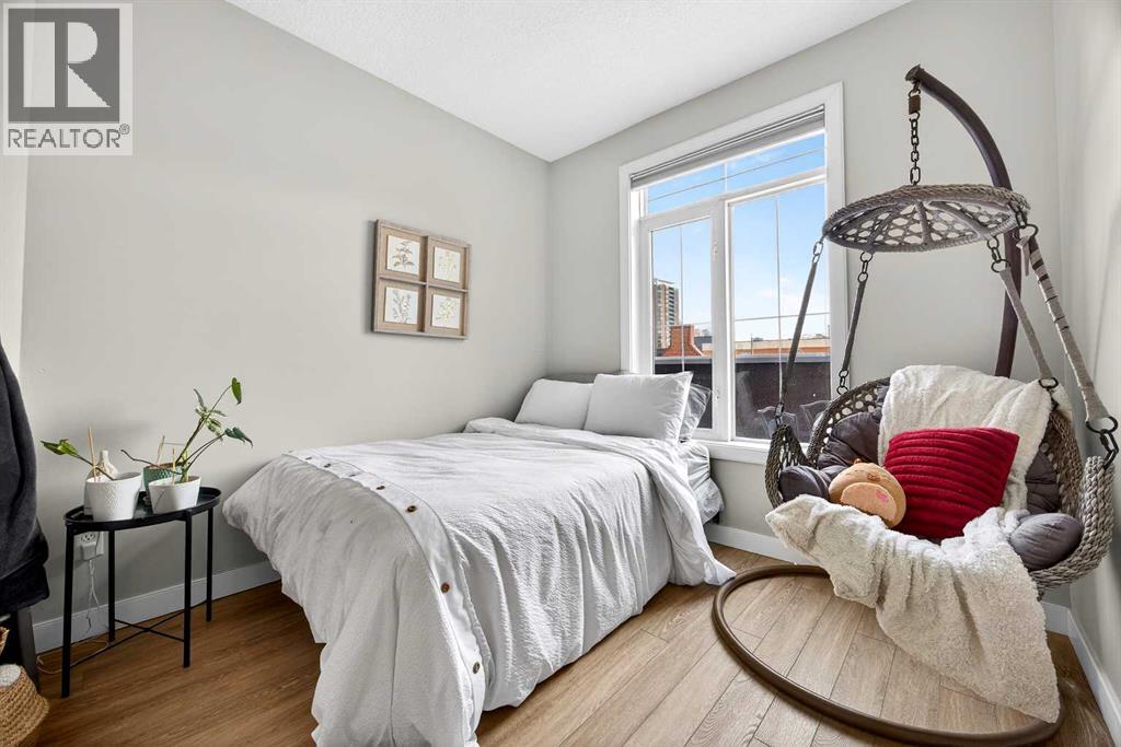 Single Family House for Sale in   A Street SW Bankview Calgary 