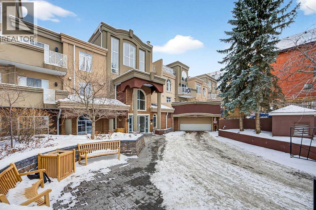 Single Family House for Sale in   A Street SW Bankview Calgary 