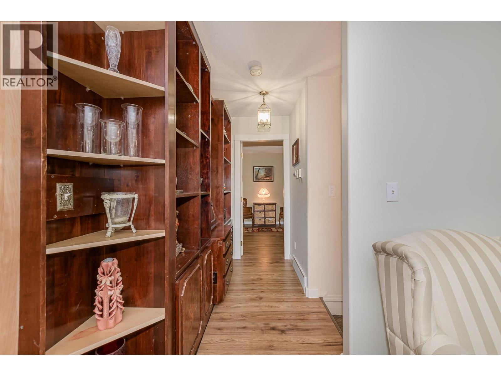 4850 FOOTHILL ROAD SW - 38