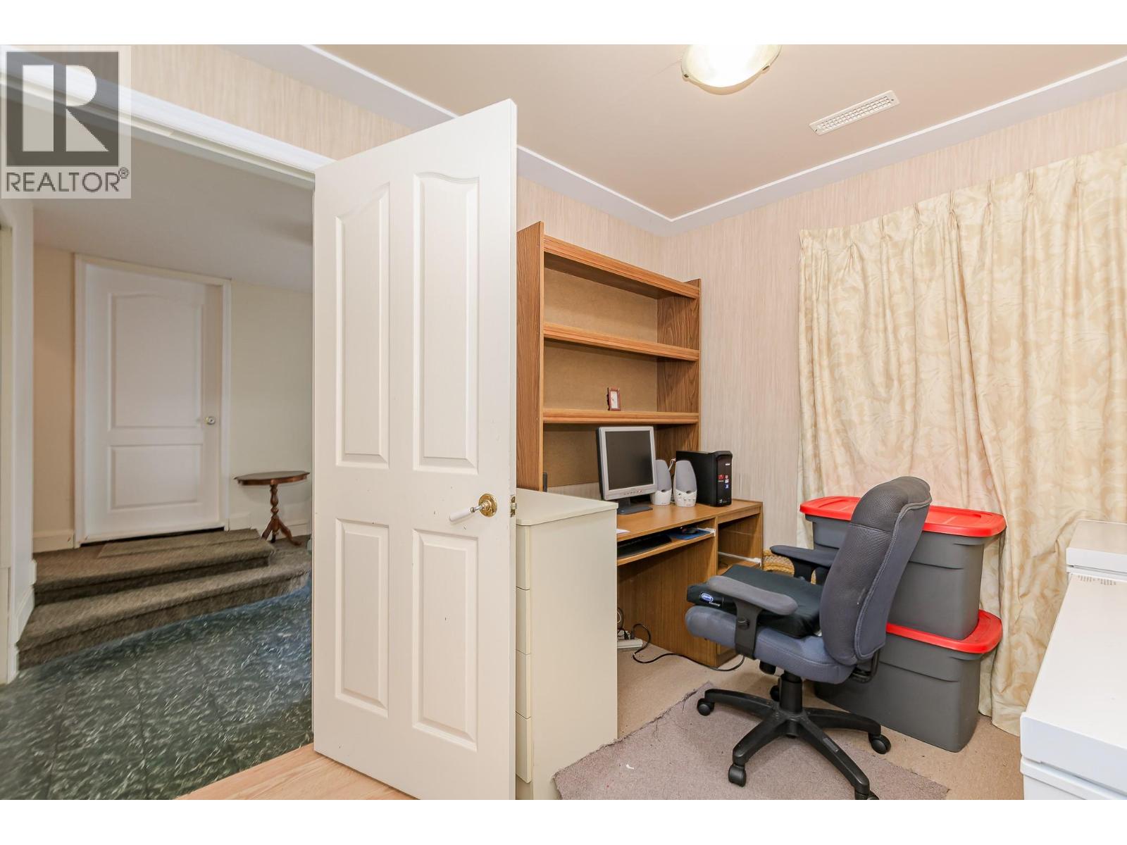 4850 FOOTHILL ROAD SW - 47