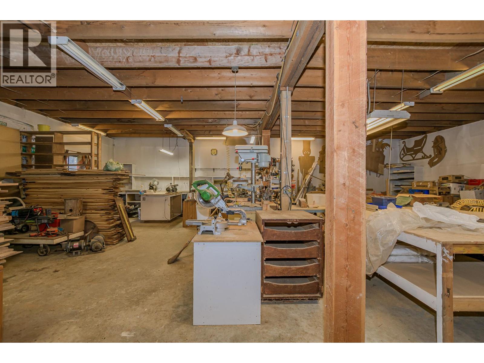 4850 FOOTHILL ROAD SW - 61