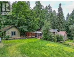 Foyer - 4850 Foothill Road Sw, Salmon Arm, BC V1E3C2 Photo 8