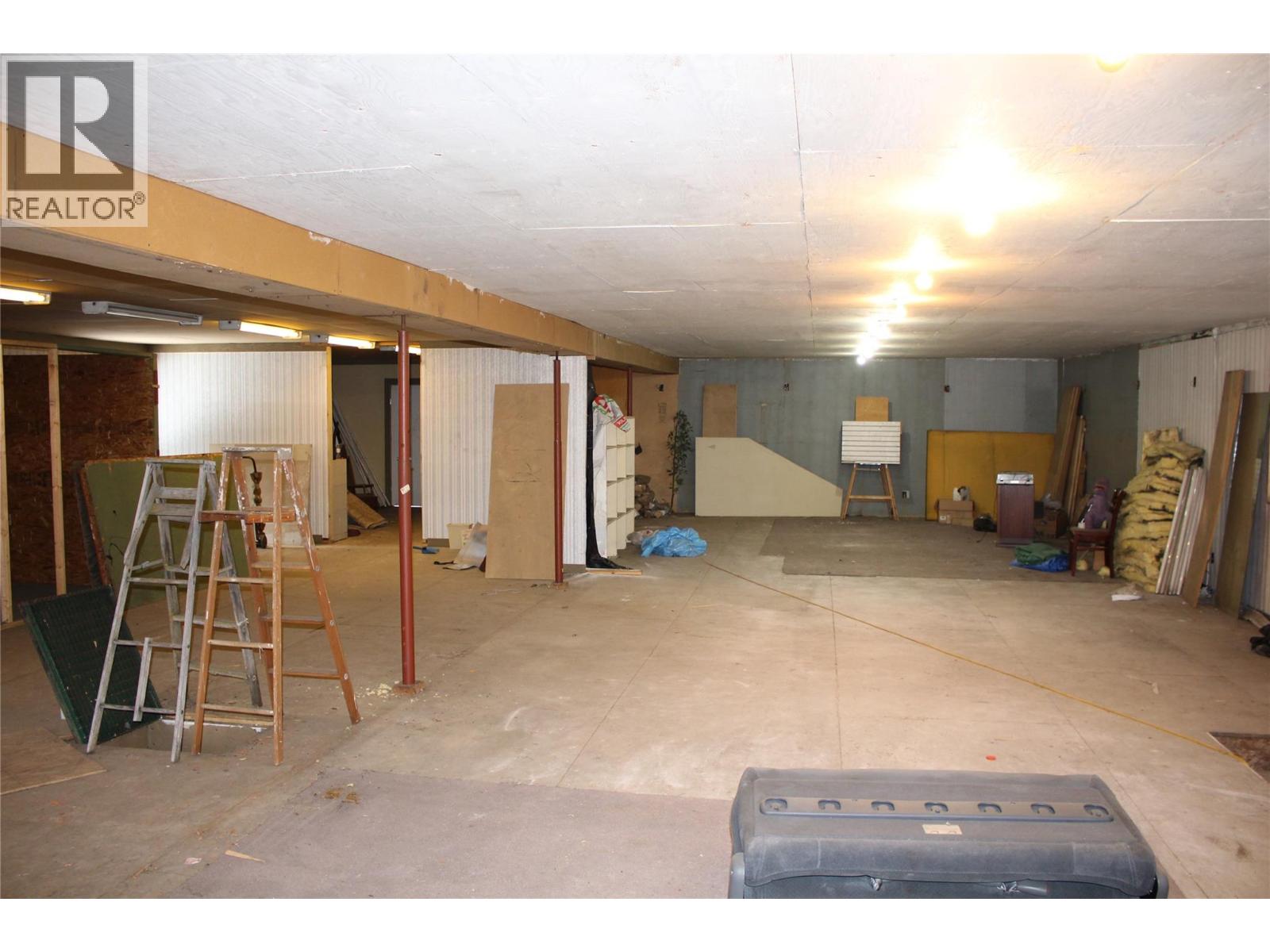 4850 Foothill Road SW - 70