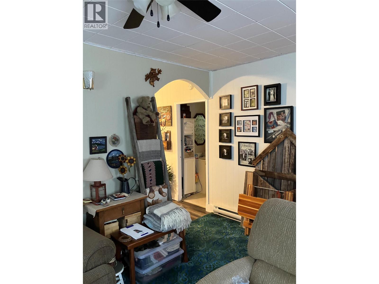 4850 Foothill Road SW - 81
