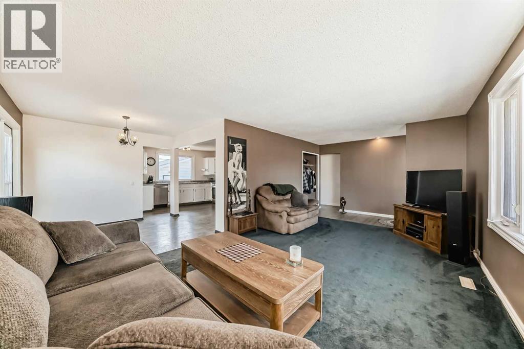 Single Family House Bungalow for Sale in  Huntridge Road NE Huntington Hills Calgary 