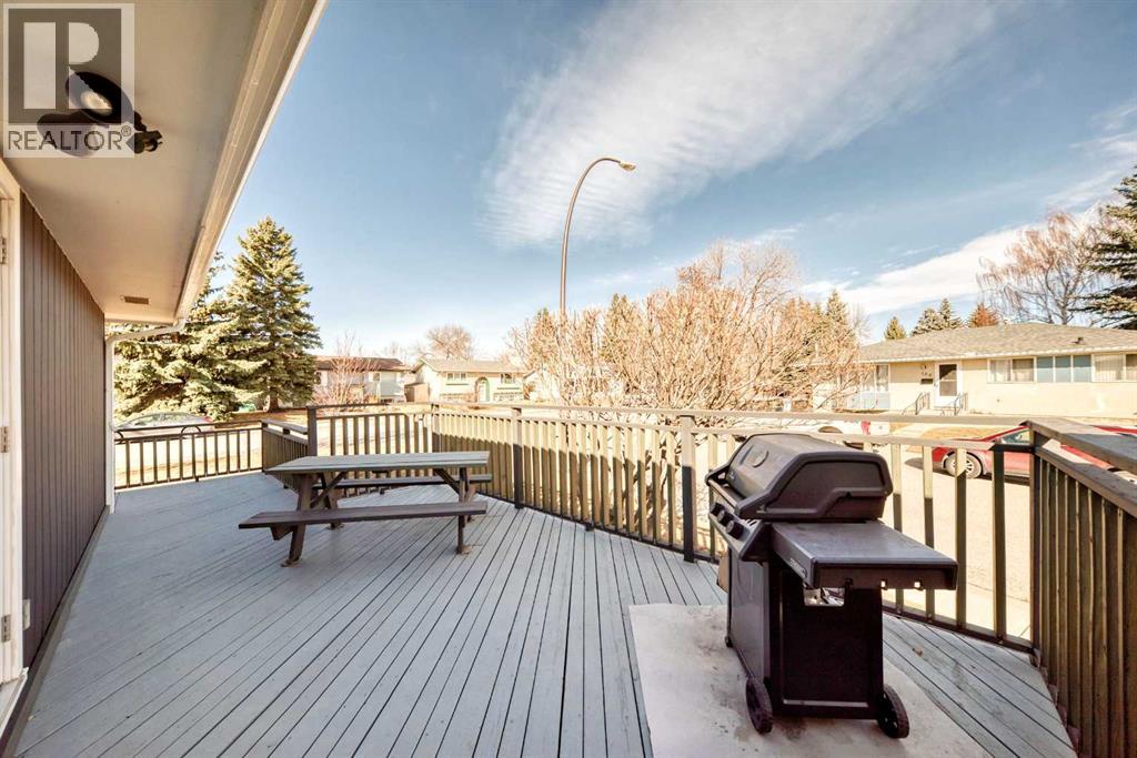 Single Family House Bungalow for Sale in  Huntridge Road NE Huntington Hills Calgary 