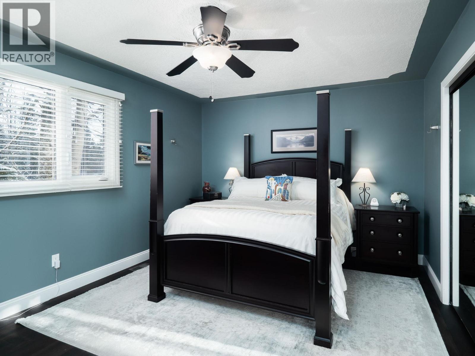 3015 RIDGEVIEW DRIVE - 11