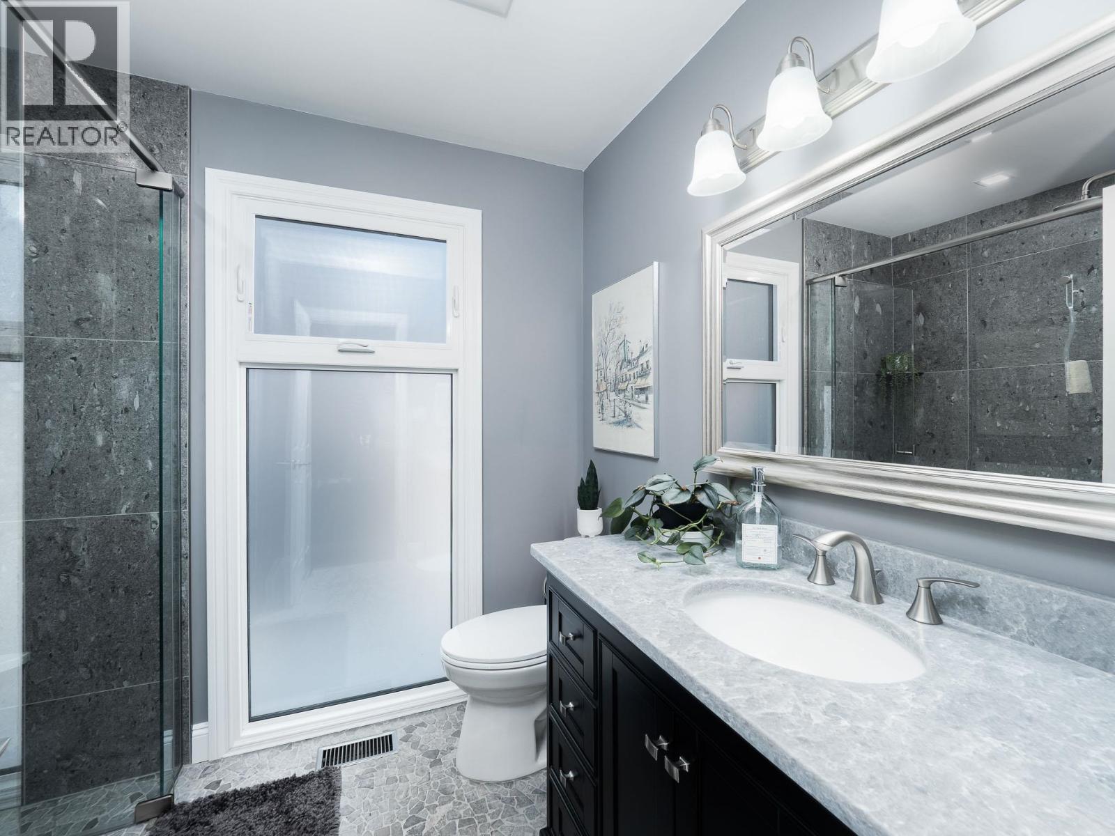 3015 RIDGEVIEW DRIVE - 13