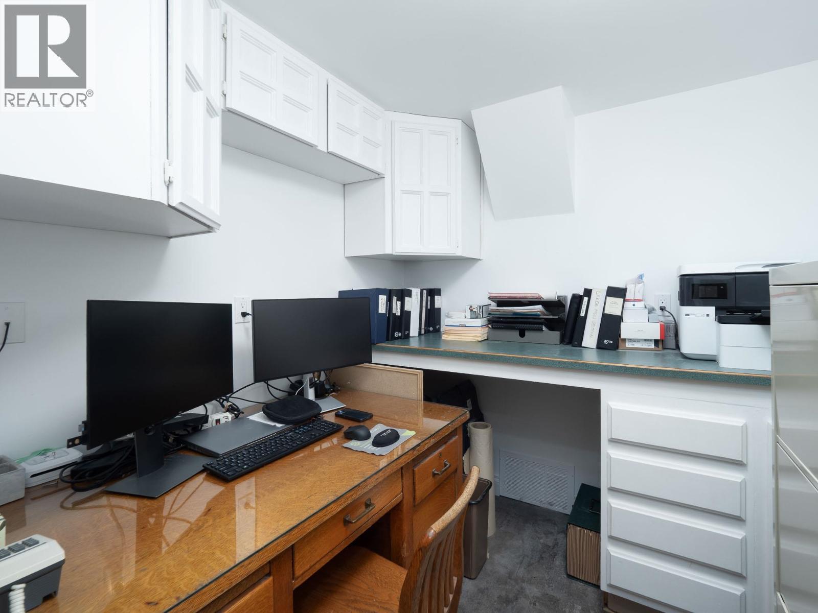 3015 RIDGEVIEW DRIVE - 21