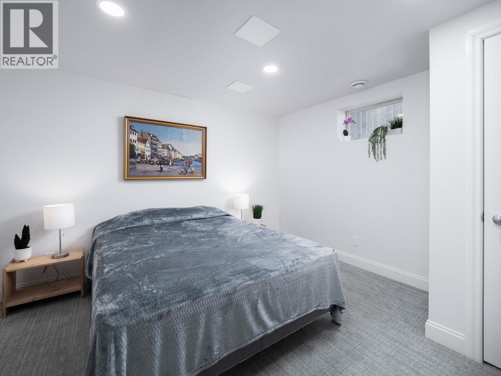 3015 RIDGEVIEW DRIVE - 22