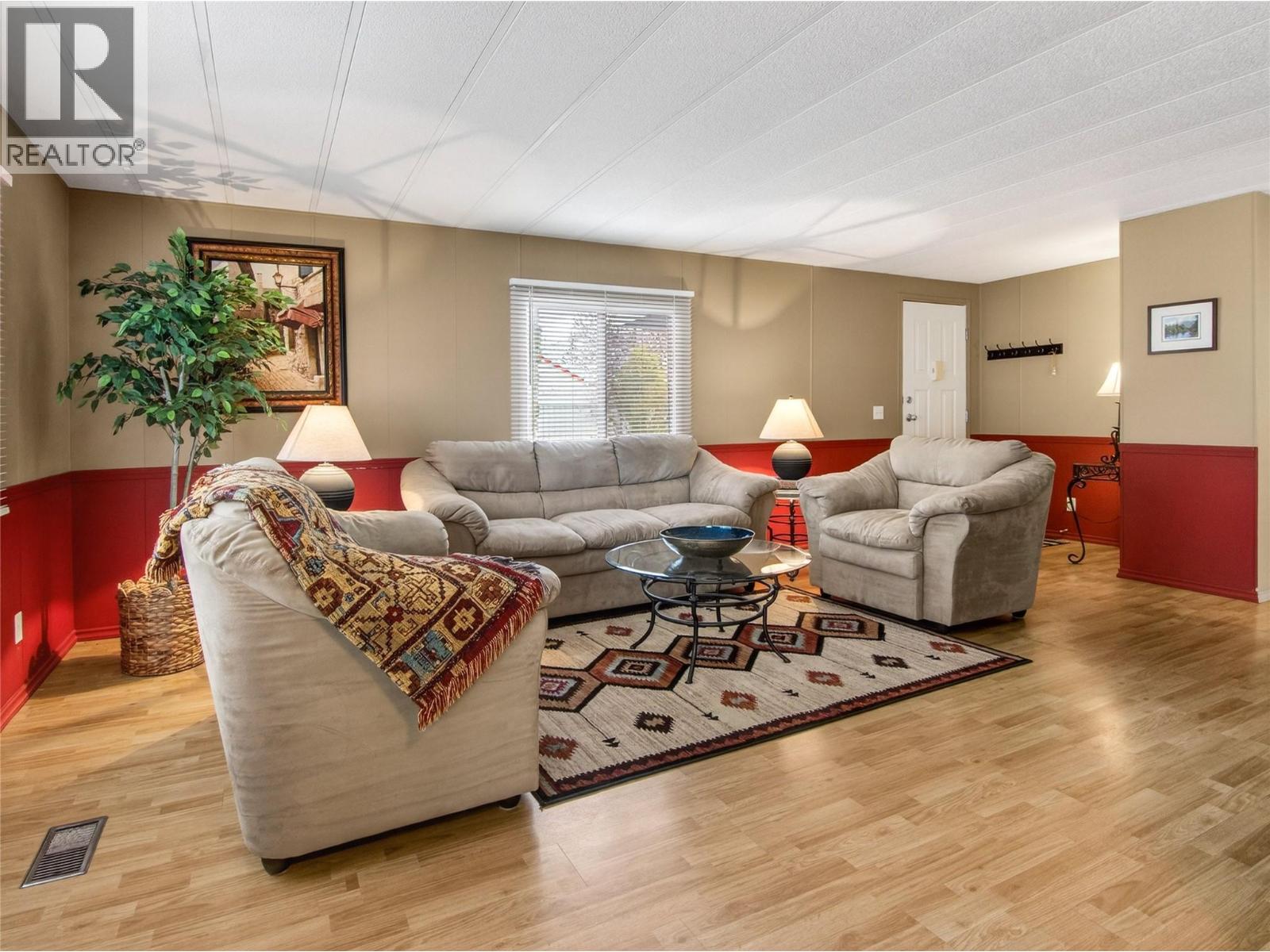 999 Burnaby Avenue Unit# 9, Penticton