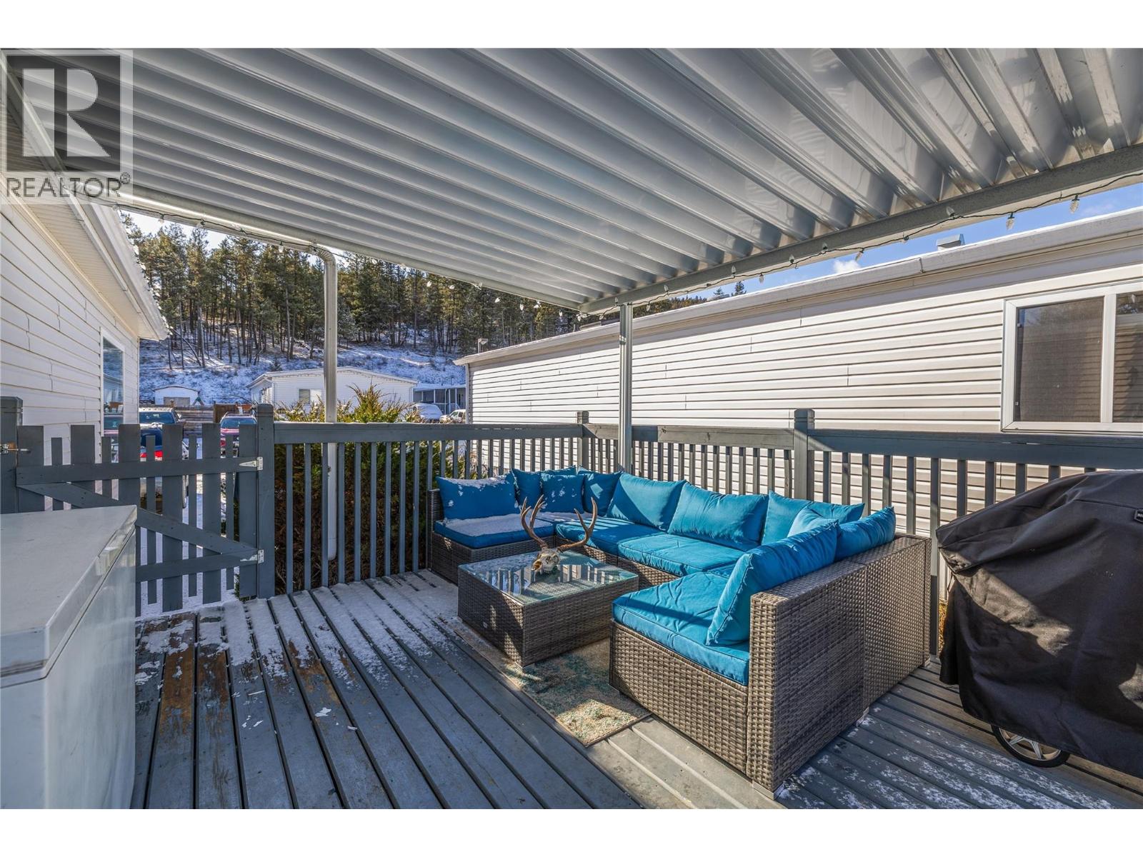 #77 1555 HOWE Road - 3