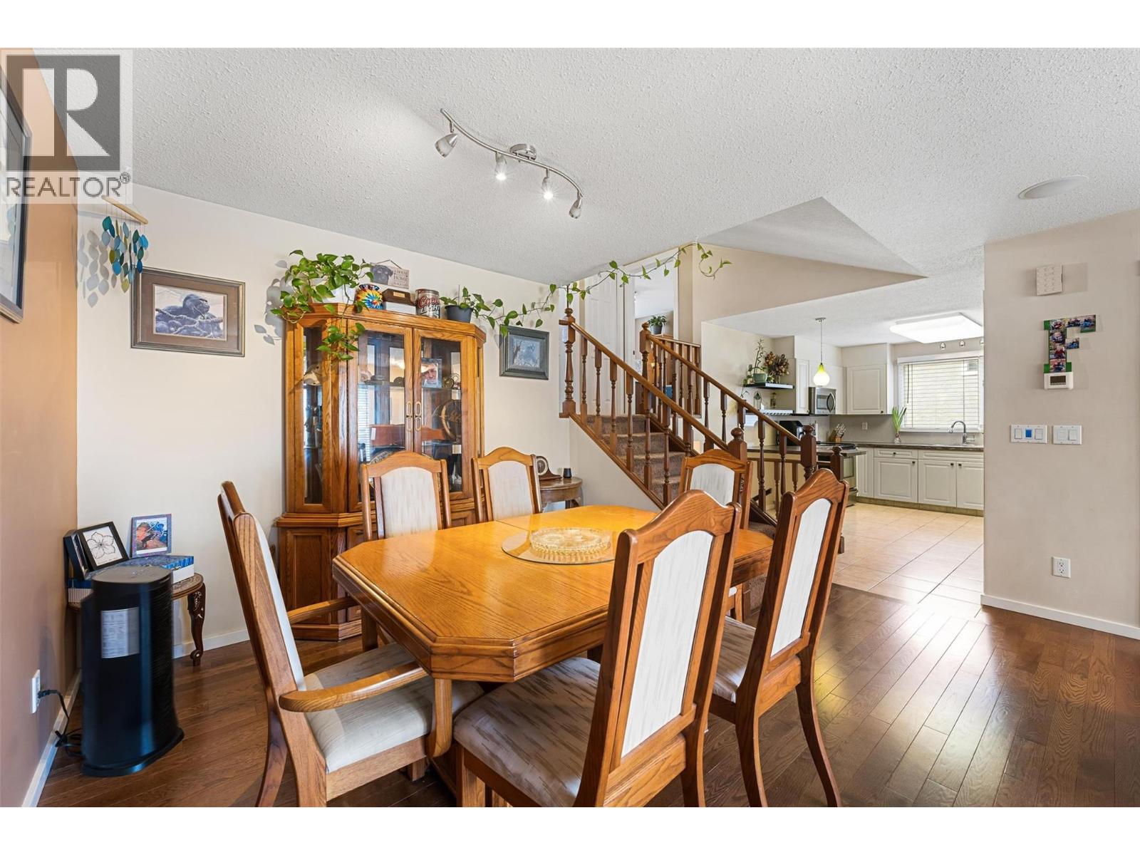 859 Francis Avenue, Kelowna