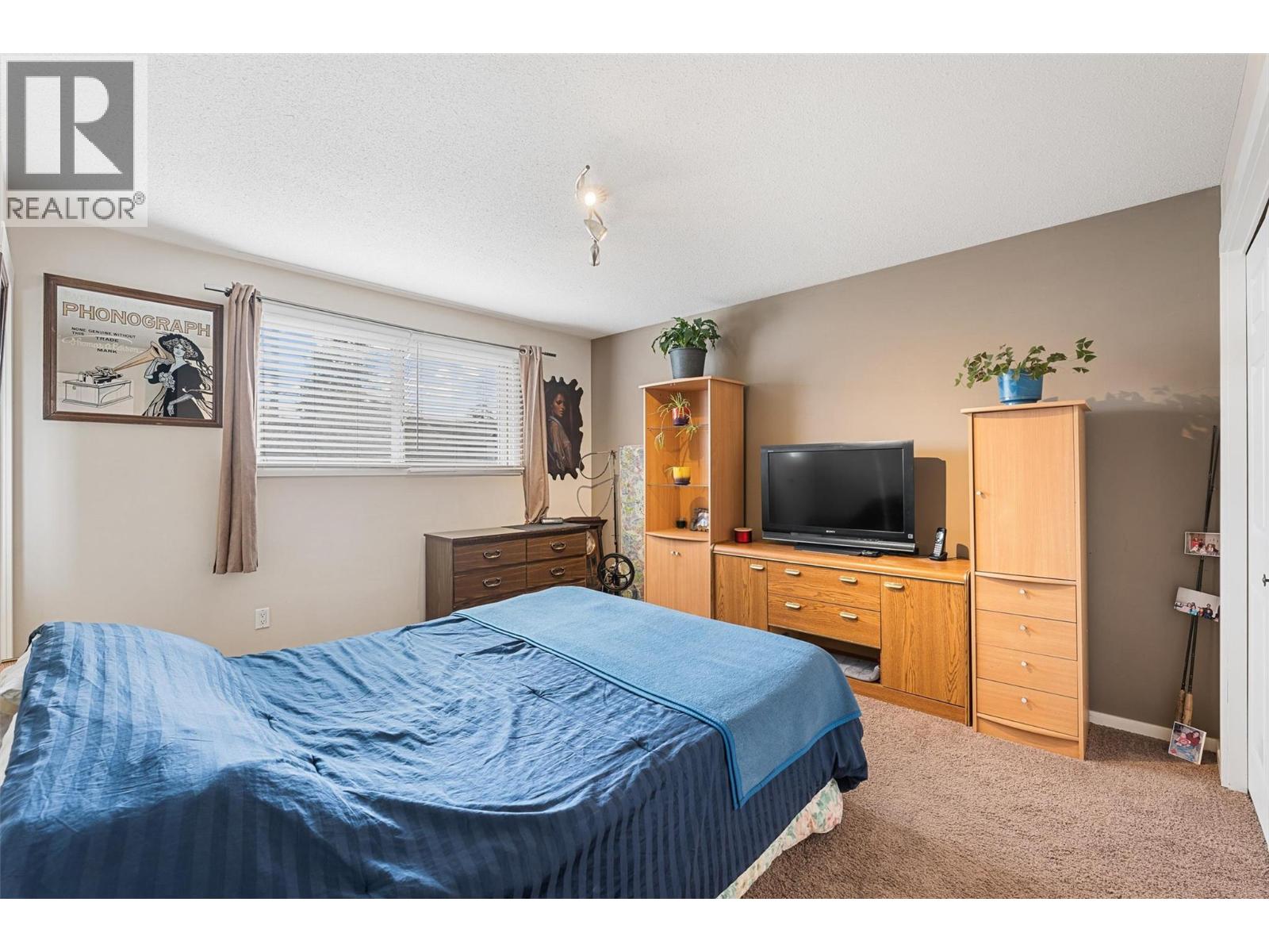 859 Francis Avenue, Kelowna