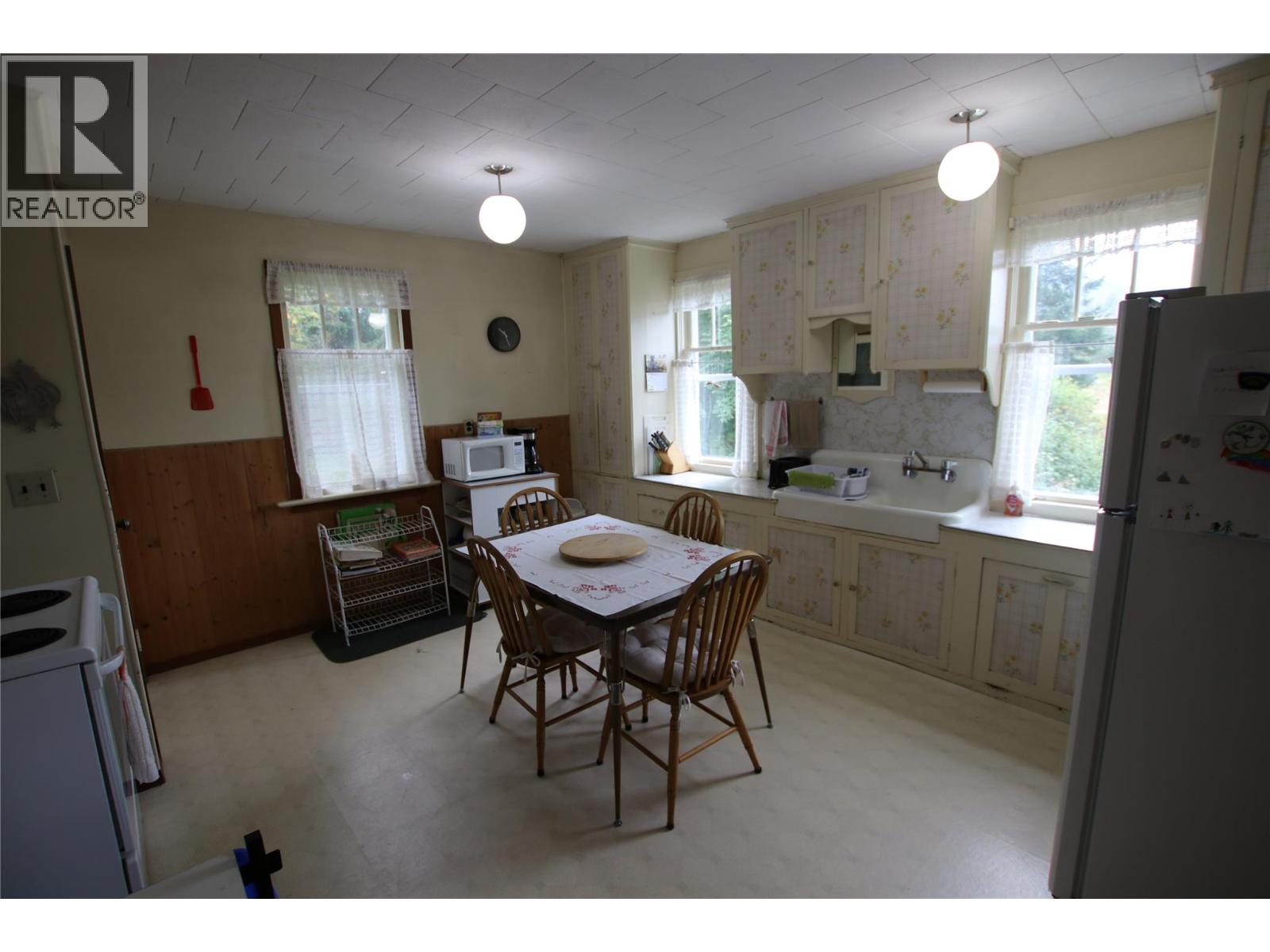 431 ALEXANDER Road, Nakusp