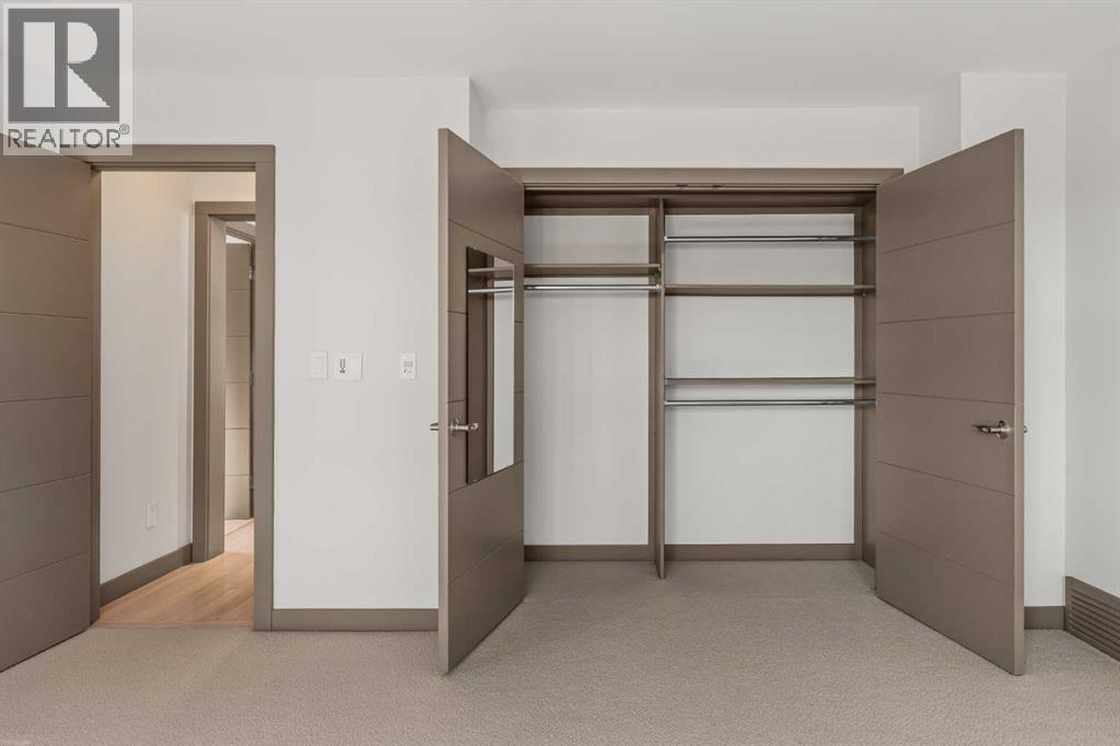 Single Family House for Sale in  Aspen Meadows Hill SW Aspen Woods Calgary 