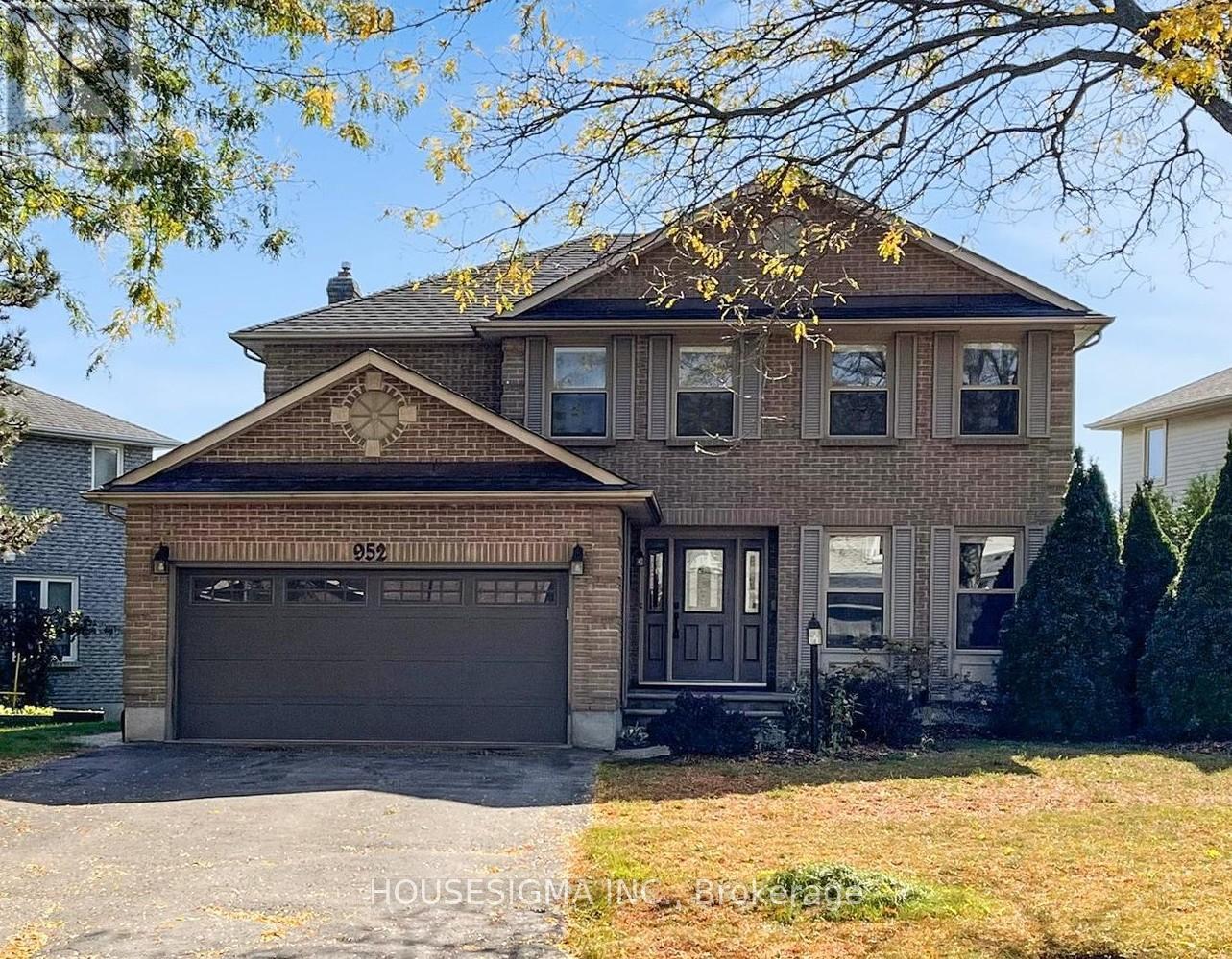 952 PEGGOTY CIRCLE - 1