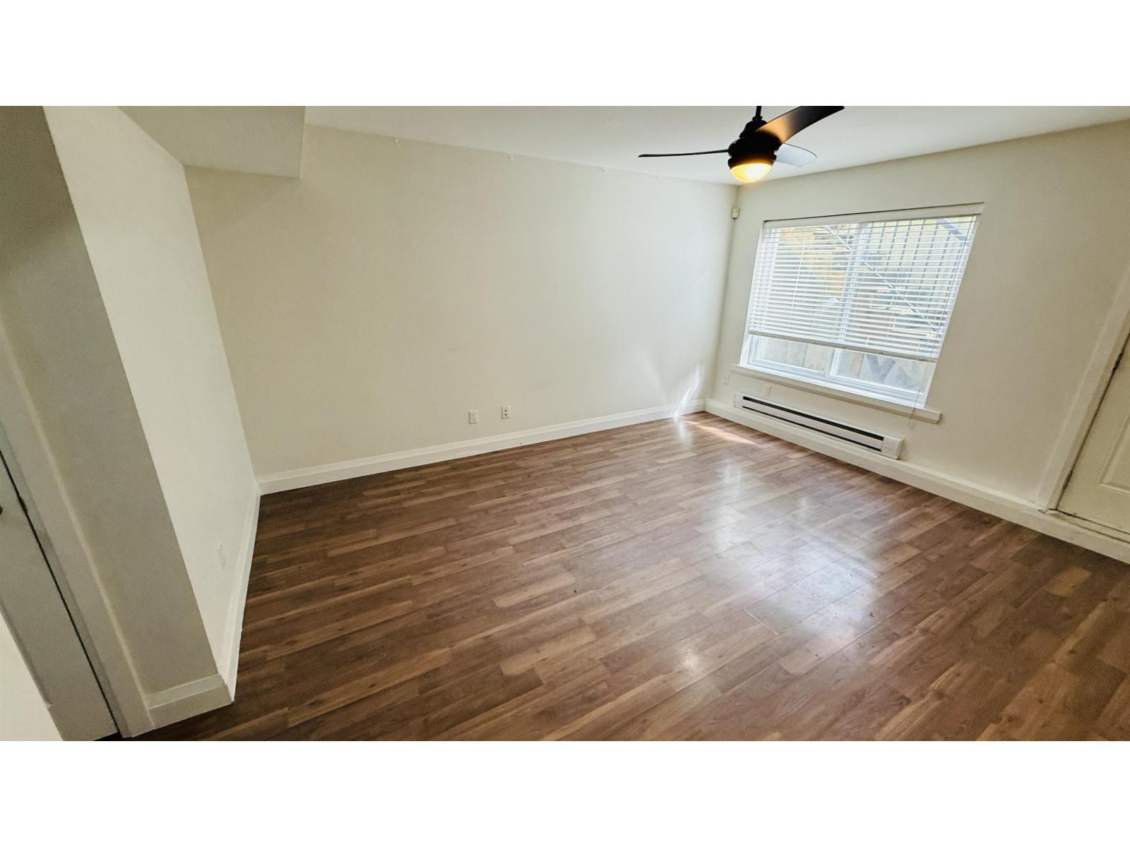 Bsmt Suite 7012 194B Street - photo 2