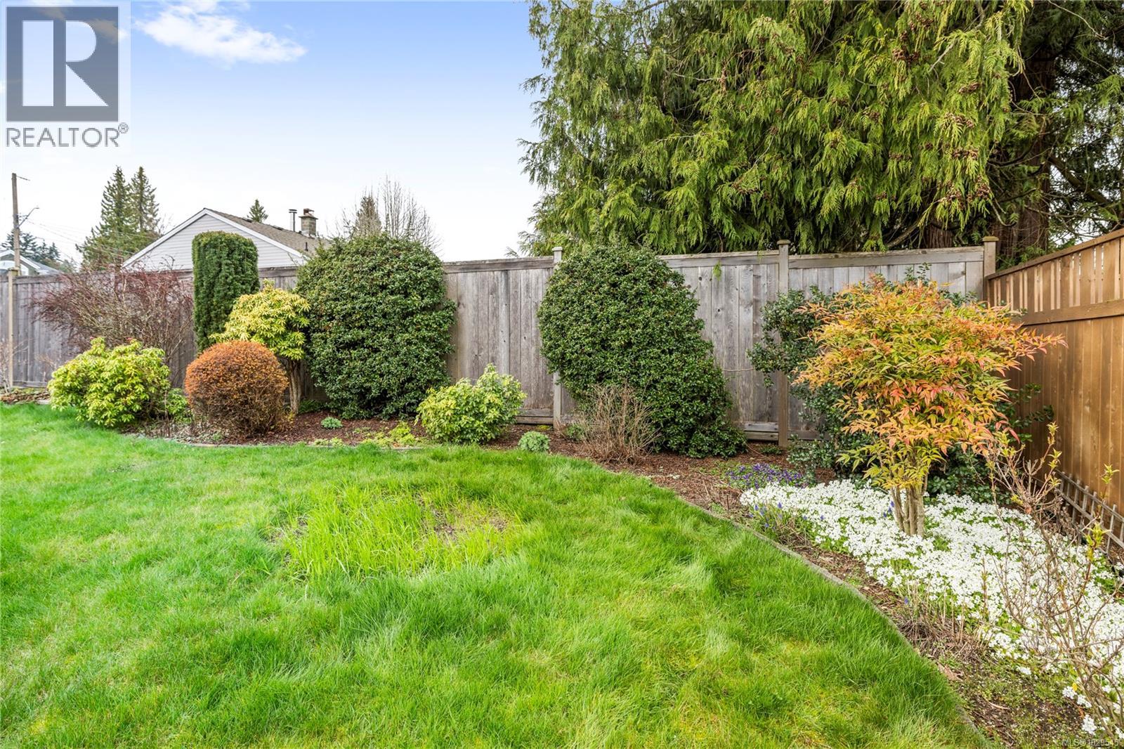 789 PRIMROSE ST - 22