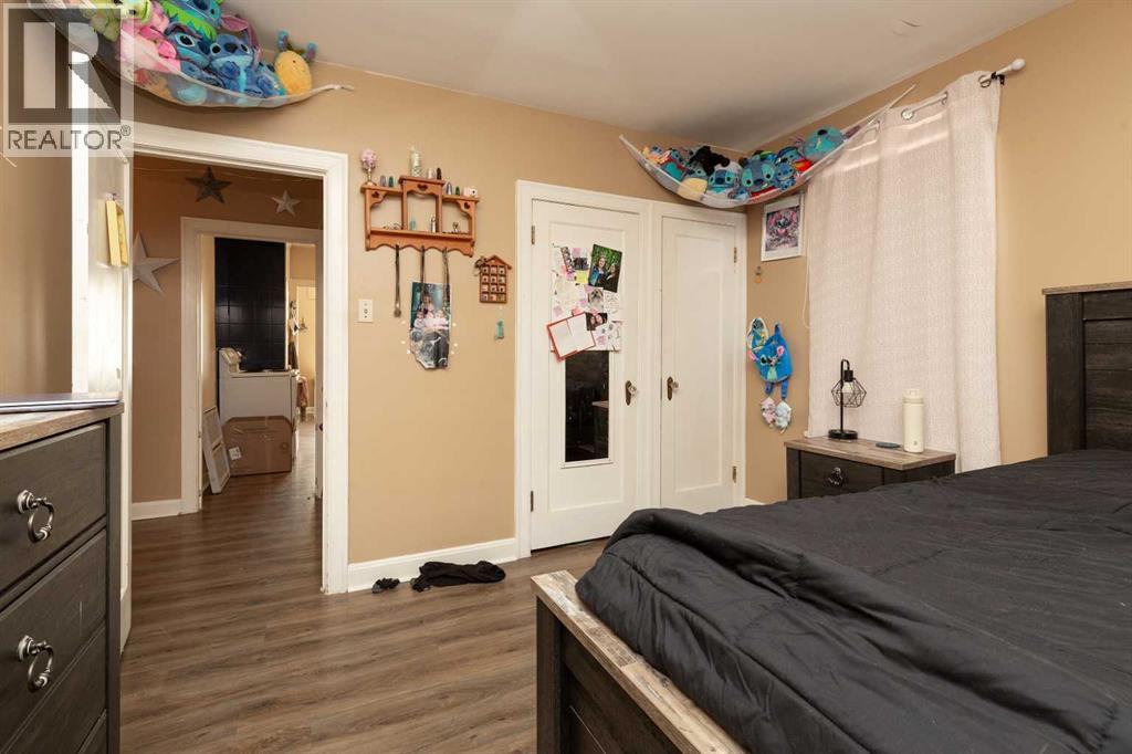 
          920 13 Street South
            <br/>
            <span>Lethbridge</span>
            , 
            <span>AB</span>
             <span>T1J2X2</span>
         - Photo 7