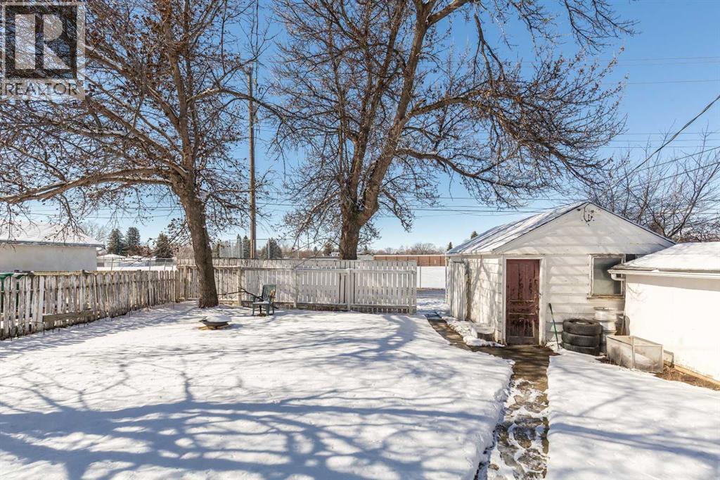 
          920 13 Street South
            <br/>
            <span>Lethbridge</span>
            , 
            <span>AB</span>
             <span>T1J2X2</span>
        