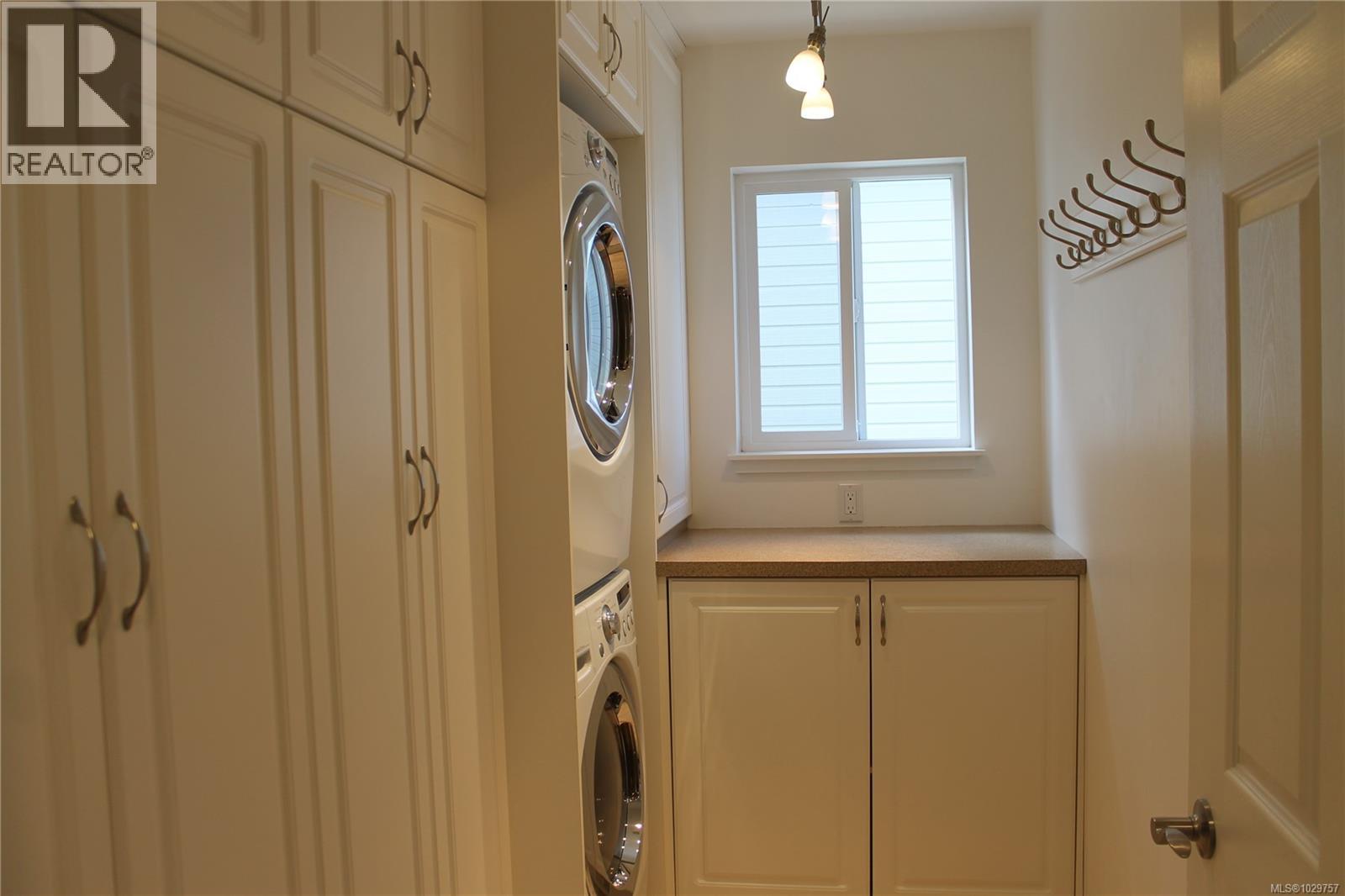 3663 RIDGE LANE - 32