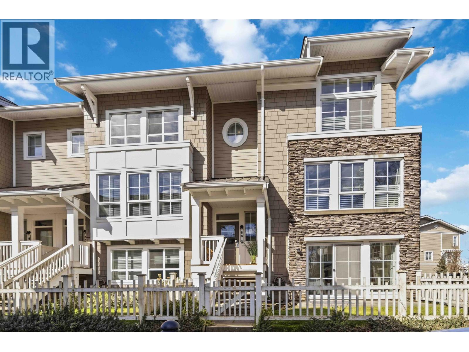 #88-5551 ADMIRAL Way, Ladner