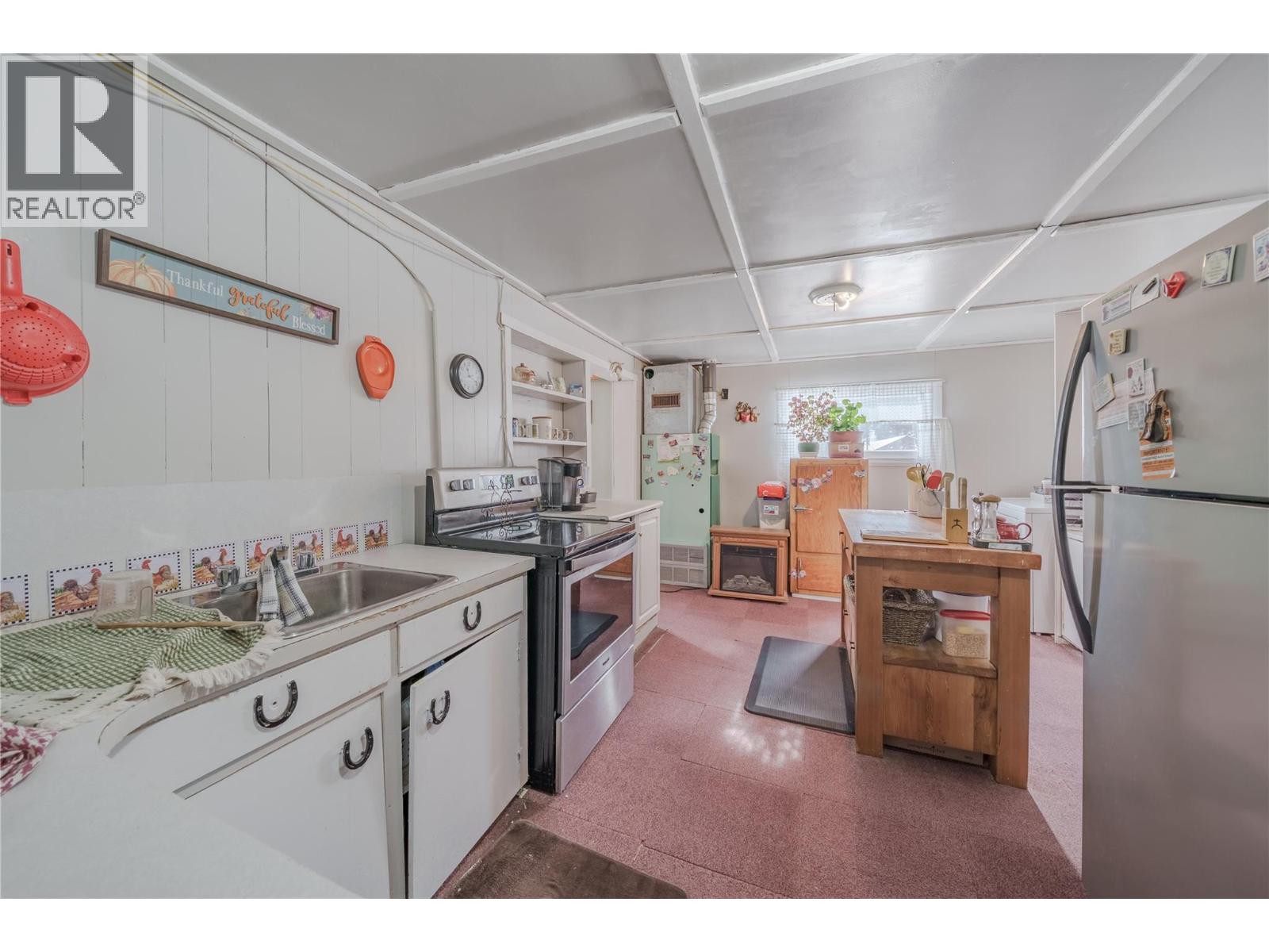 307 SMITH AVENUE - 14