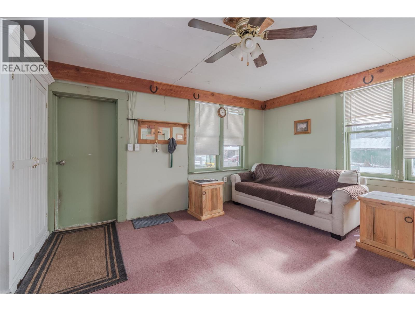 307 SMITH AVENUE - Image 2