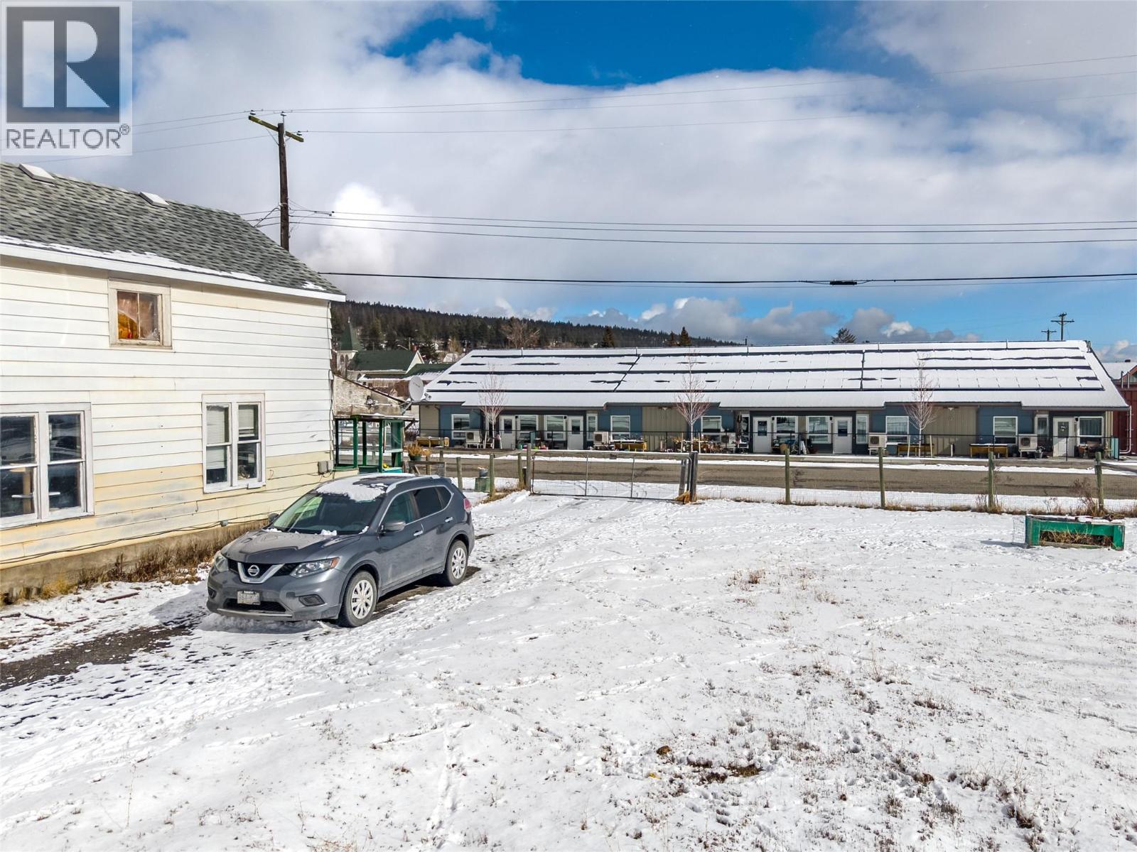 307 SMITH AVENUE - 37