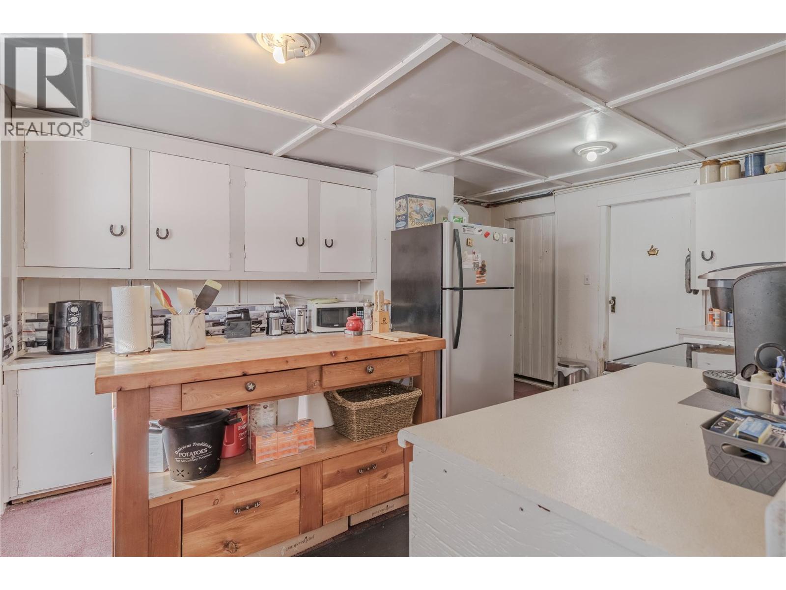 307 SMITH AVENUE - 9