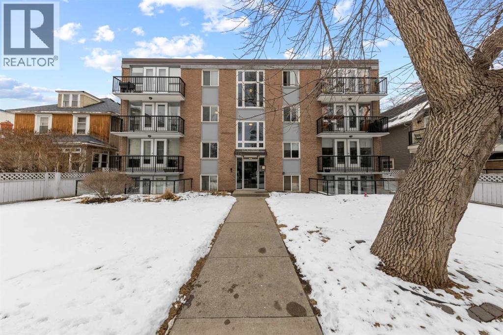 Single Family House for Sale in    Avenue SW Mission Calgary 