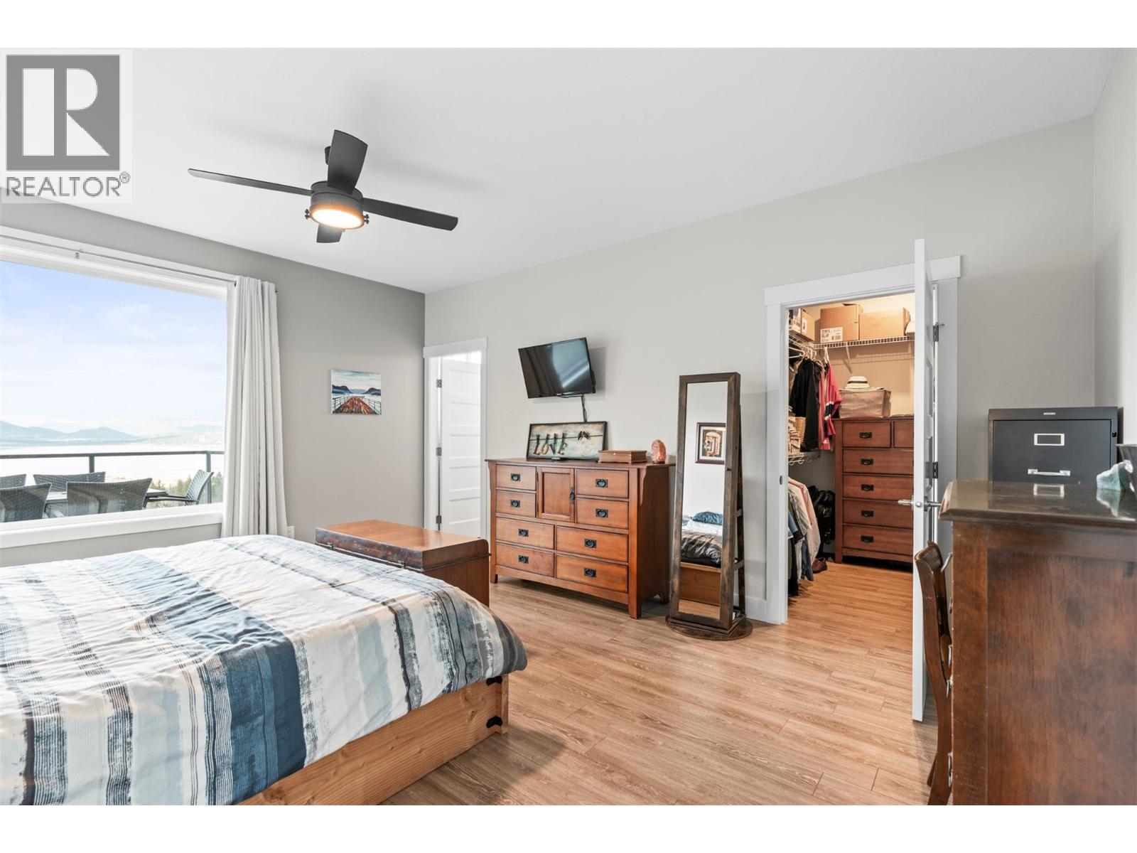  1021 17 Avenue Southeast, Salmon Arm