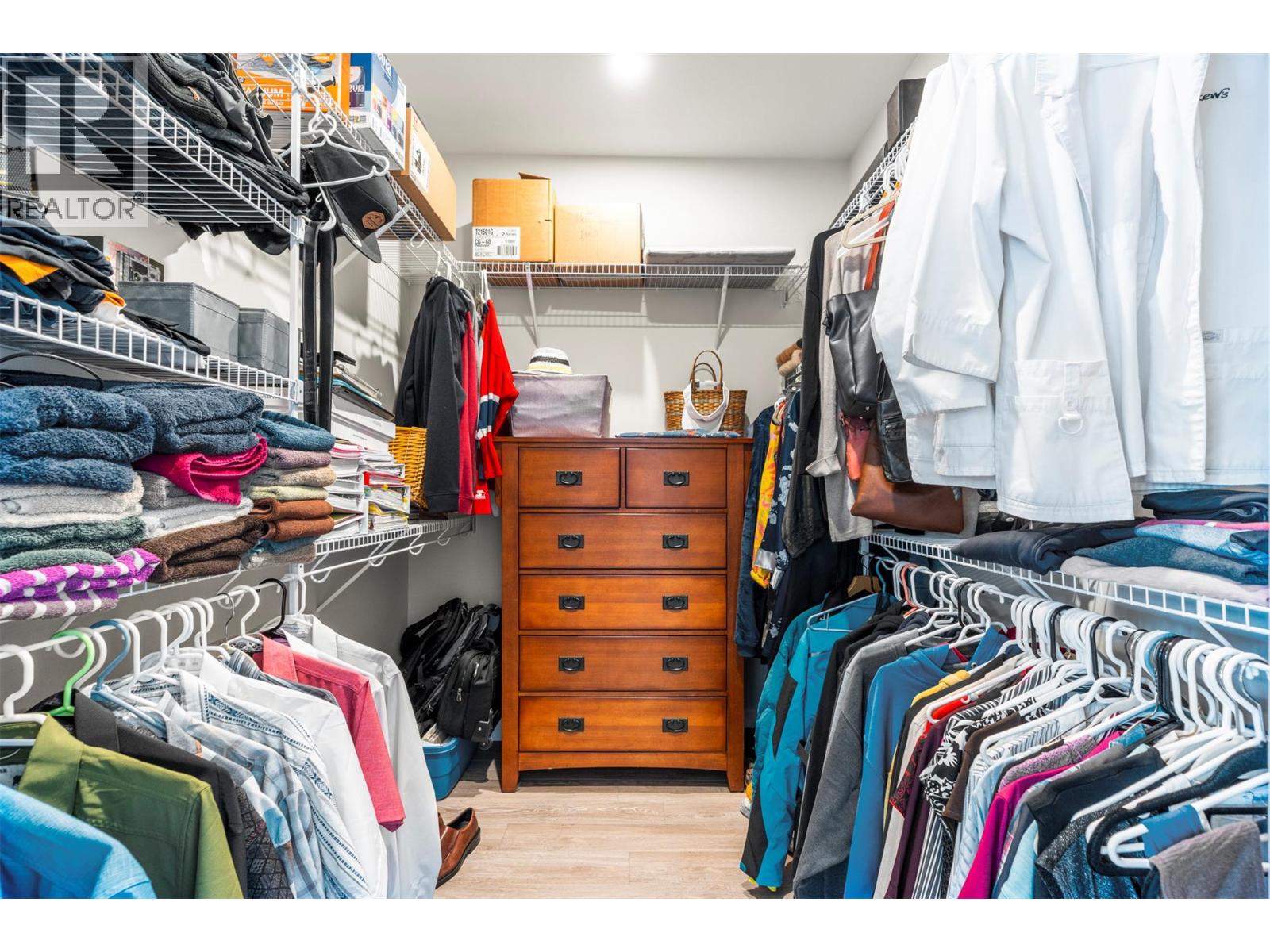  1021 17 Avenue Southeast, Salmon Arm