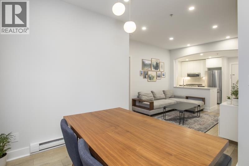 #319-9233 FERNDALE Road, Richmond