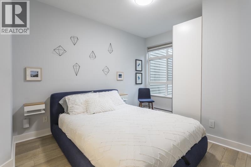 #319-9233 FERNDALE Road, Richmond