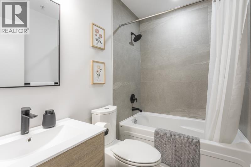 #319-9233 FERNDALE Road, Richmond