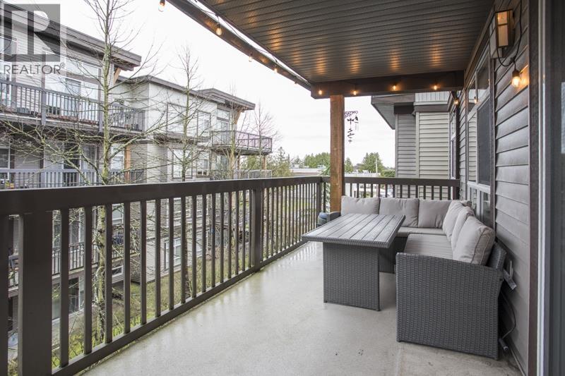 #319-9233 FERNDALE Road, Richmond