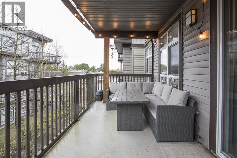 #319-9233 FERNDALE Road, Richmond