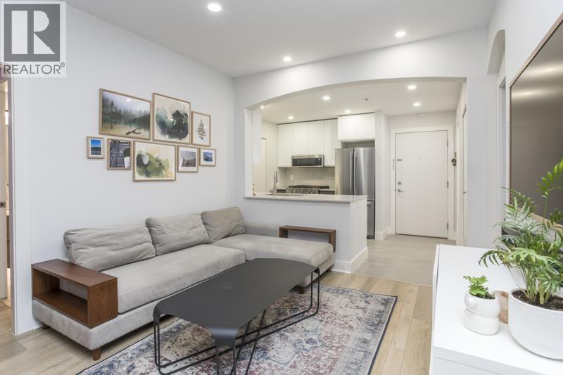 #319-9233 FERNDALE Road, Richmond