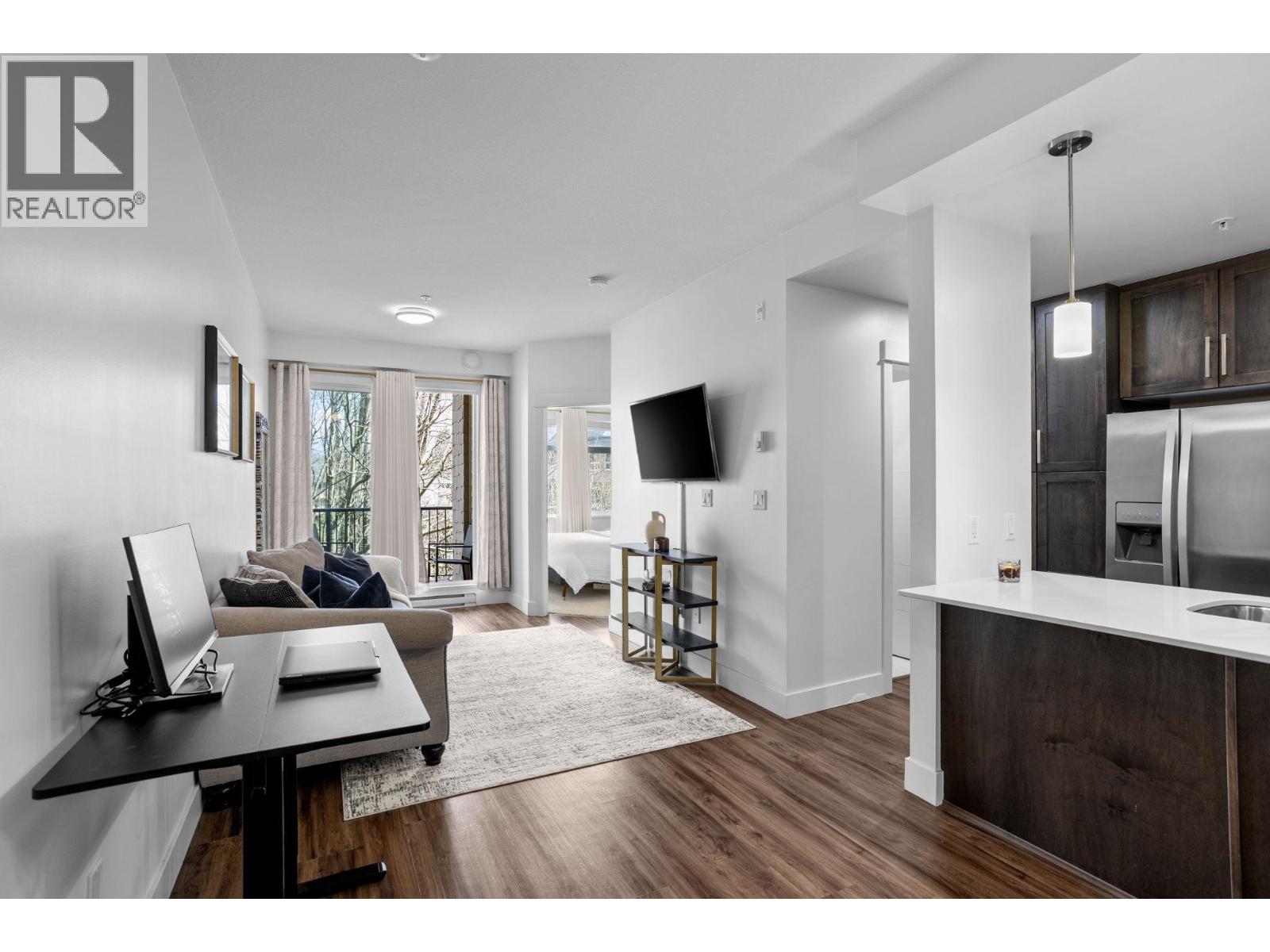 311 2465 WILSON Avenue - main photo