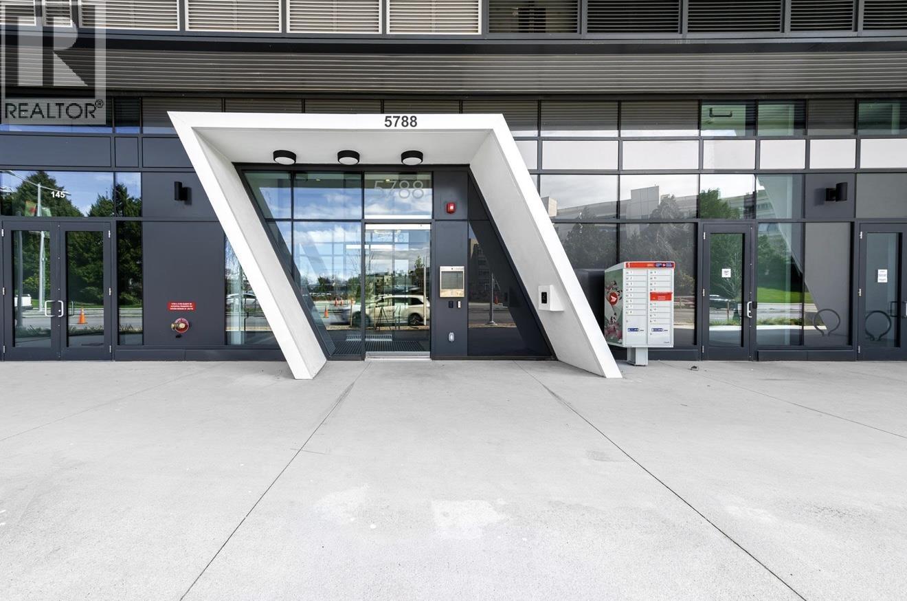 #611-5788 GILBERT Road, Richmond