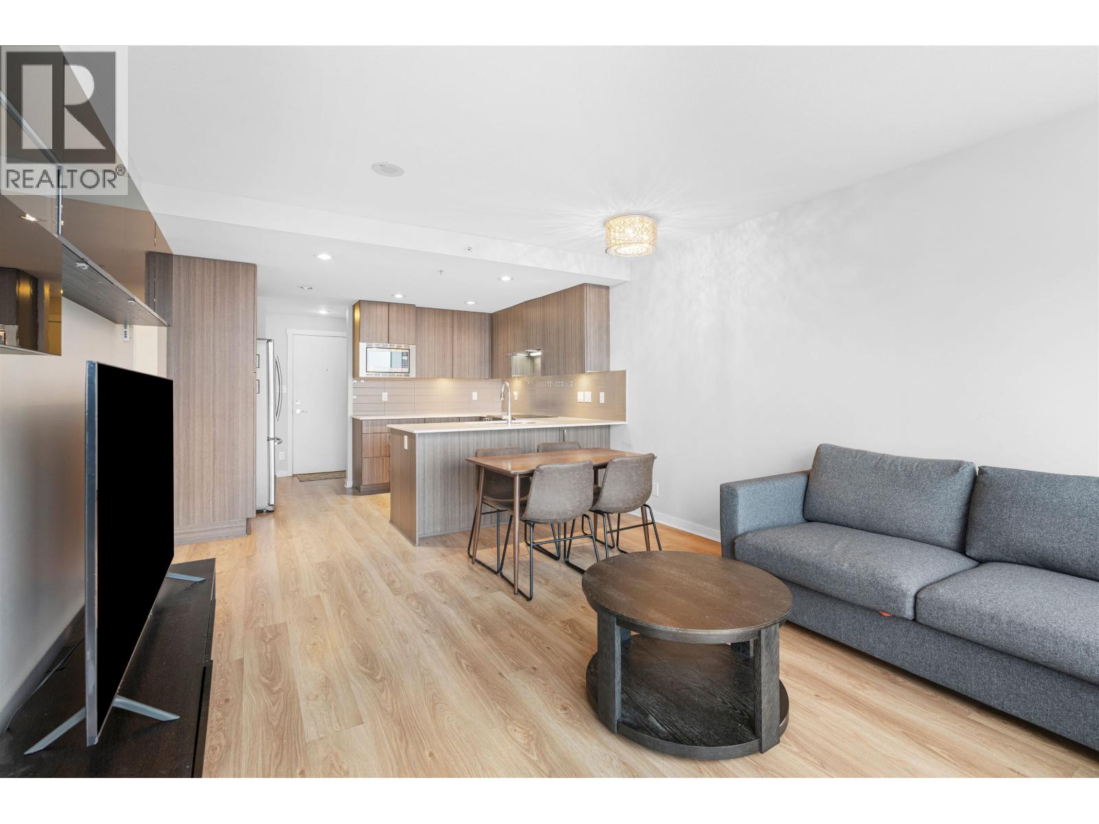 1602 125 COLUMBIA STREET, New Westminster