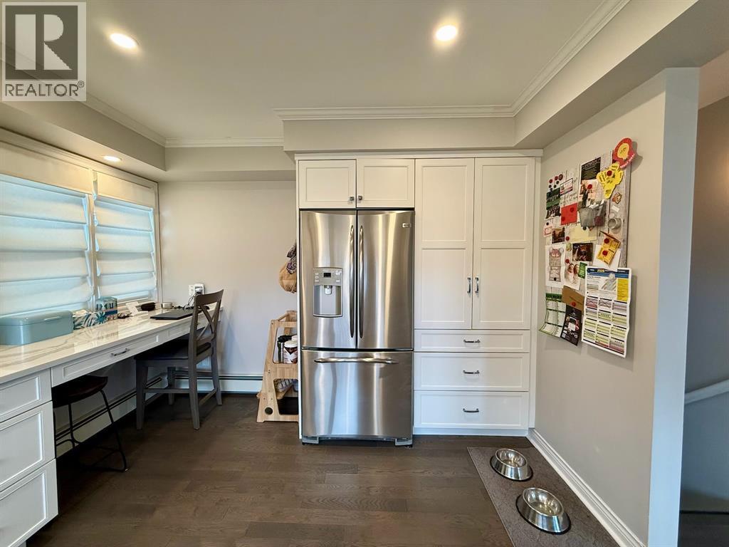 1137 Gurd STREET - 12