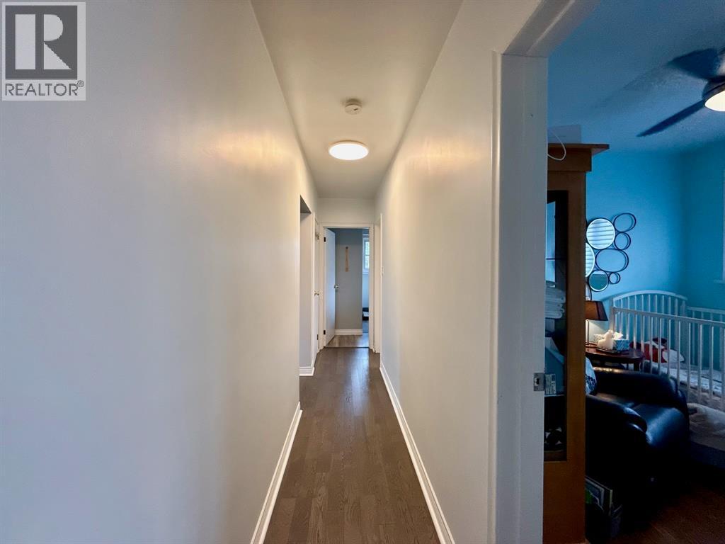 1137 Gurd STREET - 24