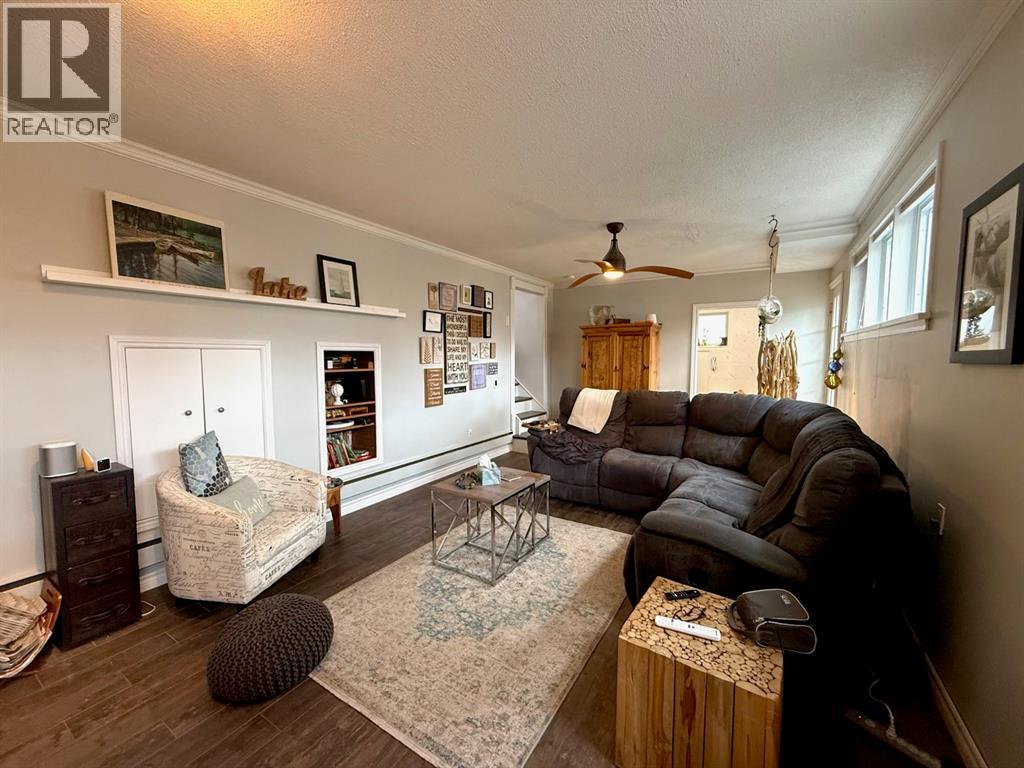 1137 Gurd STREET - 26