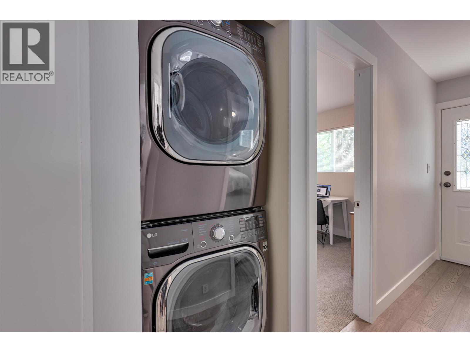 1433 DORAN ROAD, North Vancouver