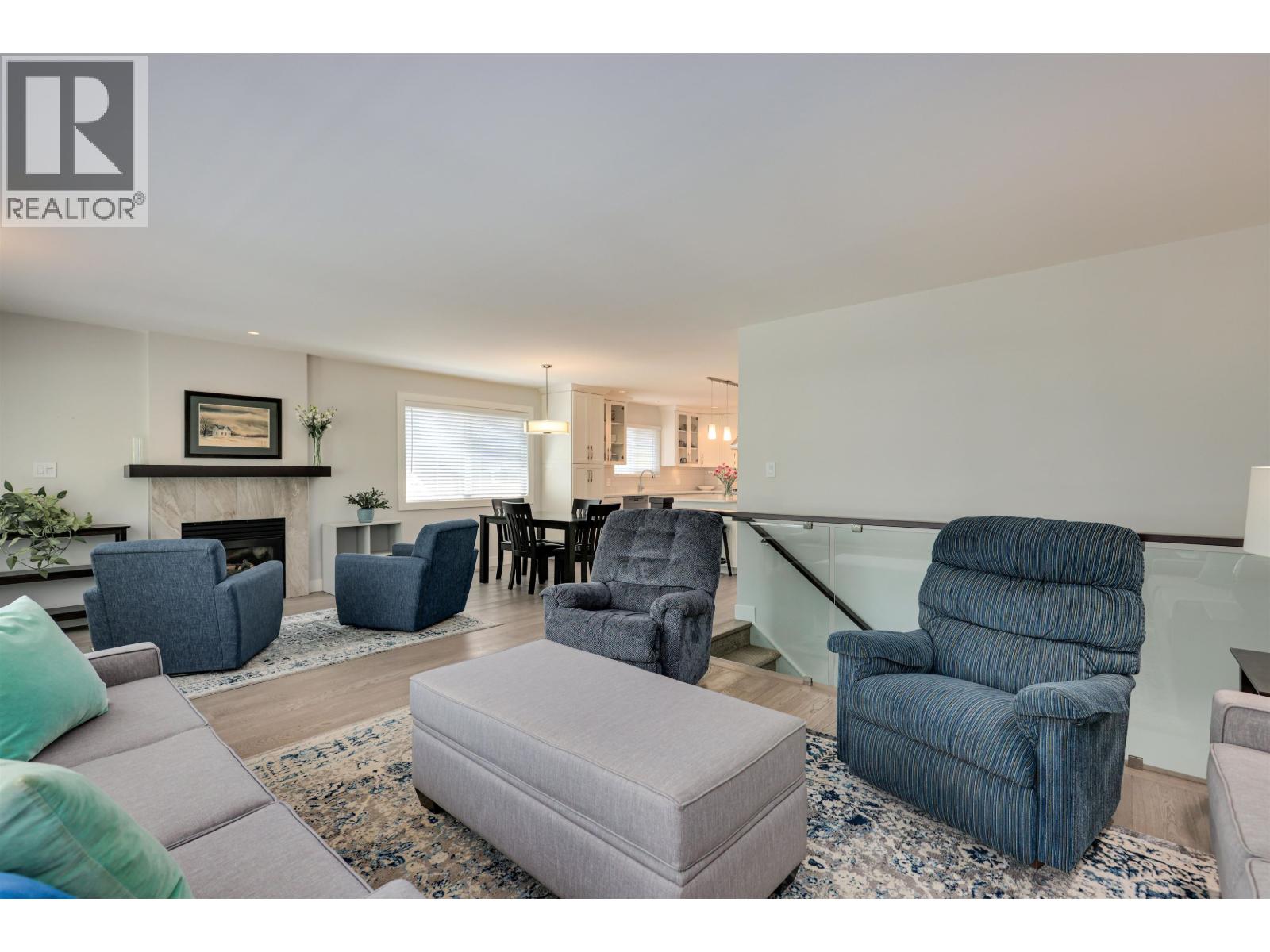 1433 DORAN ROAD, North Vancouver